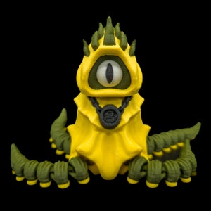 Hastur figure 3D printed Articulated - Multicolor Fidget Toy, Perfect Desktop Decoration - great nerd gift HP Lovecraft Lovecraftian Cthuhlu