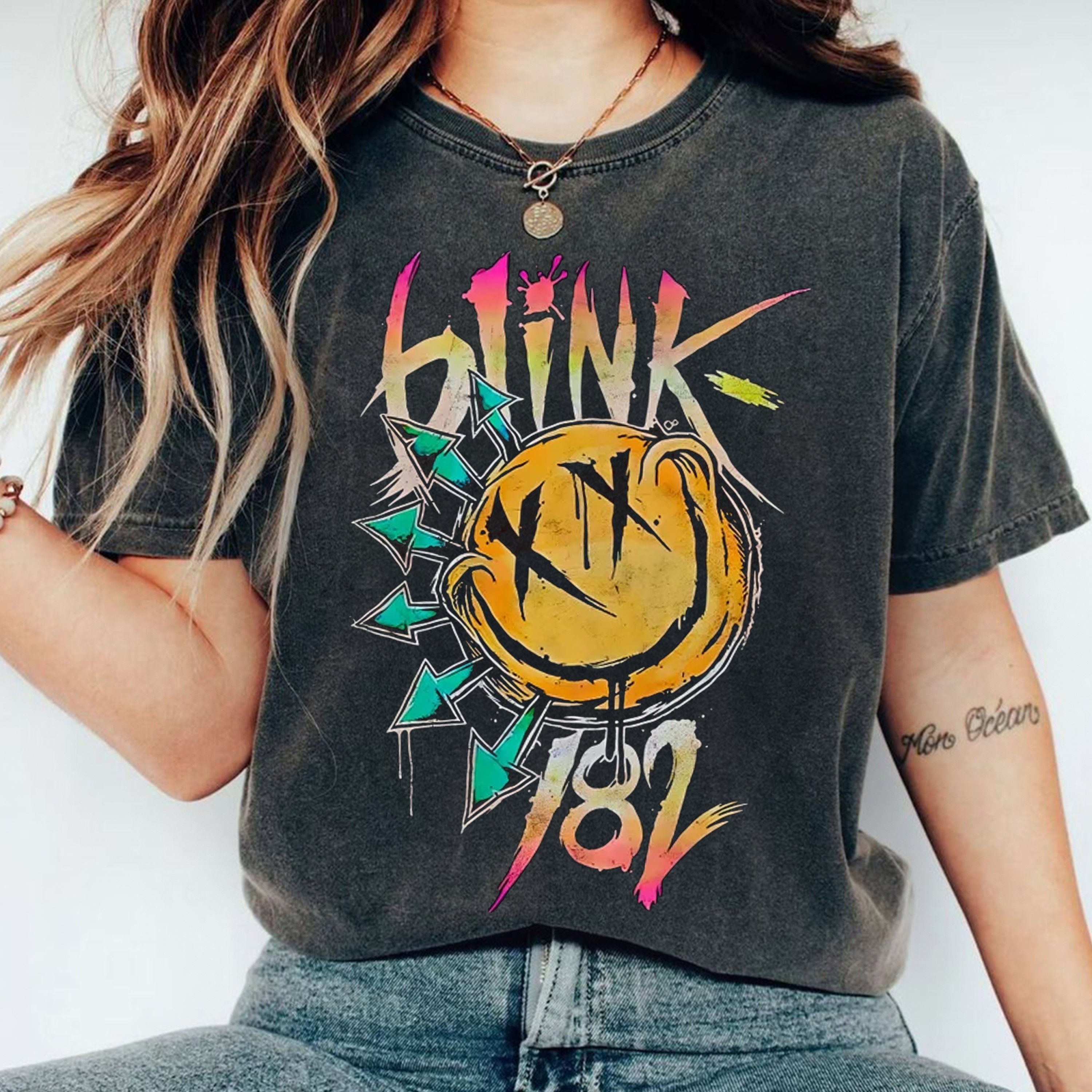 Blink 182 Comfort Colors Shirt, Blink 182 Rock Shirt, Smile Face T-Shirt, Blink 182 Concert Shirt,Retro Smile Face T-shirt, Cute Smile Shirt