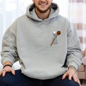 Ratatouille Minimal Hoodie, Pocket Size Remy Mouse Shirt, Anyone Can Cook Sweatshirt, Minimalist Hoodies, Disney Chef Mouse Sweatshirt imagem 3