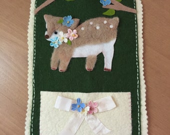 Cute Handmade Vintage style Deer Wall Hanging Wool Felt Sweet