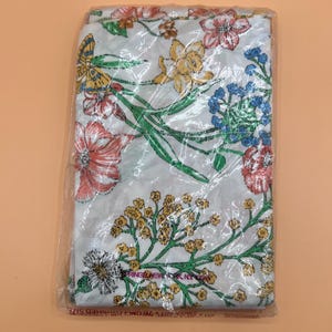 Vintage 80&#39;s pillow case set of 2~Floral~New~ Rare~Retro bedding~Butterflies