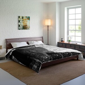 Modern Monochrome Comforter | Cozy Bedding, Home Decor, Stylish Quilt, Bedroom Essential, Minimalist Design