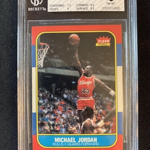 GRANDE PROMOÇÃO >>>>>Pacotes Mistério de Basquete - Você pode ganhar um Michael Jordan com classificação BCGS-8, além de outras cartas incríveis! Leia a descrição!!