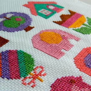 Original Retro Cross Stitch PDF Pattern by alice apple - Motif Patterns for Girls