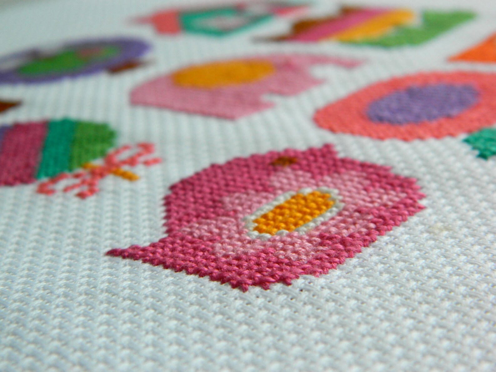 Original Retro Cross Stitch PDF Pattern by Alice Apple Motif Etsy