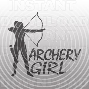 Puede incluir: Silueta de una persona sosteniendo un arco y una flecha, con el texto "ARCHERY GIRL" en una fuente estilizada.