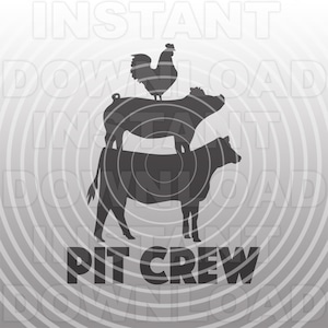 Puede incluir: Silueta negra de un gallo, un cerdo y una vaca apilados uno encima del otro. El texto "PIT CREW" está debajo de los animales.