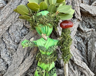 Green Man, Green Man Doll, Beltane Altar Decor, Oak King Green Man Poppet, Green Man Corn Husk Doll, Wiccan Decor, Beltane, Altar Decor