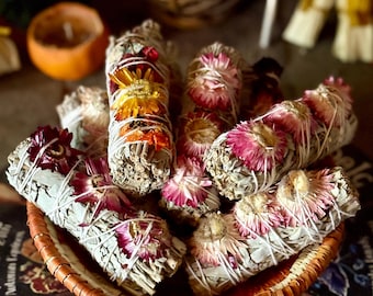 Sage Bundle, Smudge Stick, White Mountain Sage Smudge Stick, Sacred White Sage Bundle for Ritual, Witchcraft Ritual Tool, Altar Tool, Wiccan