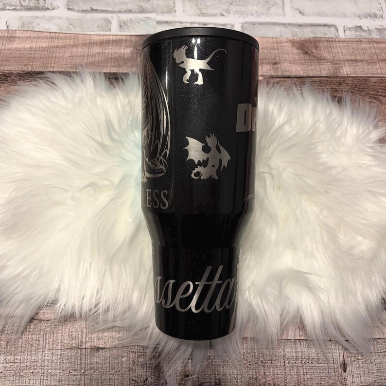 Spellbound HydroJug Traveler 40oz Engraved Dragon Tumbler, Personalized Fantasy Dragon Cup, Limited Edition Gift for Her or Him bild 3