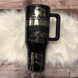 Spellbound HydroJug Traveler 40oz Engraved Dragon Tumbler, Personalized Fantasy Dragon Cup, Limited Edition Gift for Her or Him bild 2