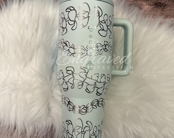 Gobelet Lei hawaïen gravé 40 oz Beryl HydroJug Traveler, tasse île florale personnalisée, cadeau tropical pour elle, nom personnalisé hydrojug