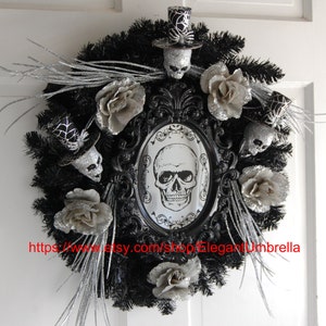 Halloween Skeleton Wreath