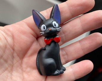 Cartoon White Cat Figurine, Large Black Cat,  Office Decor, Garden Ornament, Home and Office Mini Indicator