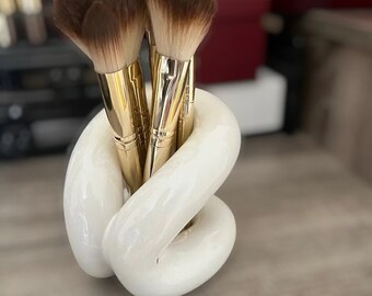 Ceramic Makeup and Toothbrush Organizer - Sleek Desktop Storage Solution