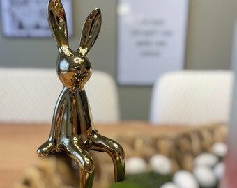 Modern Nordic Rabbit Statue: Creative Shiny Animal Resin Art Sculpture, a Stylish Desktop Electroplated Ornament for Home Decor