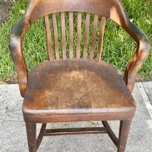 Antique Taylor Attorney Oak Chair