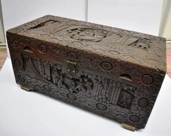 Antique Chinese Carved Camphor Wood Blanket Chest Box Trunk Rectangular Genuine