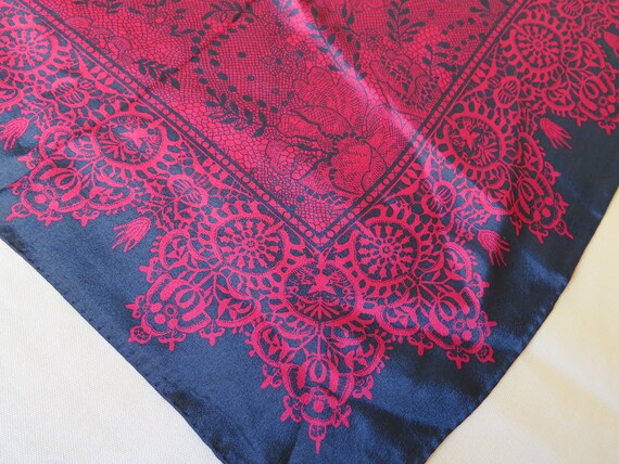 Lovely Liz Claiborne Black Lace Red Rose XOXO Bor… - image 2