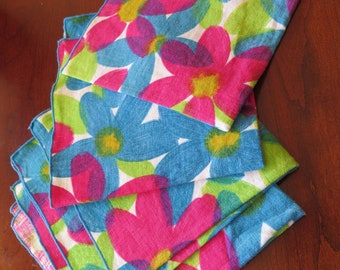 Vintage Linen Floral Napkins Set of 4