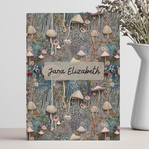 Carnet cartonné personnalisé Cottagecore fleurs sauvages, champignons sauvages et fausses broderies