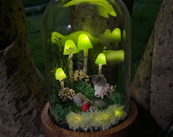 Green Mushroom Lamp with Cat, Ladybug and Dragonfly, Cute Cat Drink Water by the River, Mushroom Night Light, Gifts, Home decor Bedside Lamp