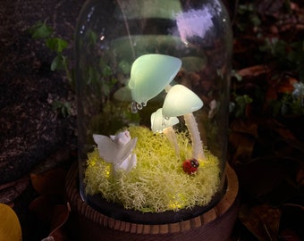 Handmade Mushroom Lamp Blue, Mushrooms Shelter the Angel Cat, Magic Mushroom Night Light, Ladybug, Forest Lamp, Memorial Gift for Cat Lover