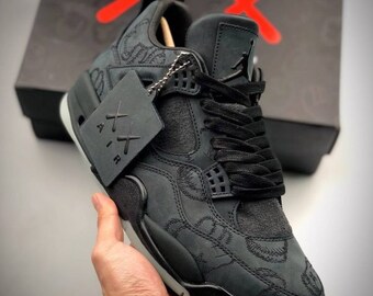 Shoes Men And Women X Kaws Black 2017 | Size 10.5 US