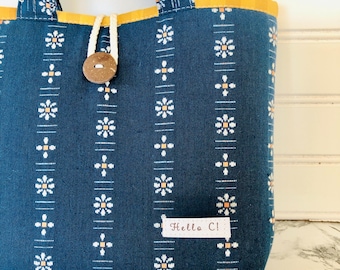 Handmade Navy Daisy Book Tote – Padded Cotton Bible Cover