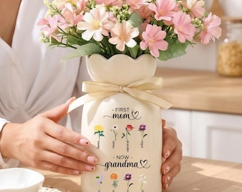 Personalized First Mom Now Grandma Birth Flower Vase, Custom Flower Keepsake With Name Vase, Unique Gift for Mother/Nana/Nanny/Grandma