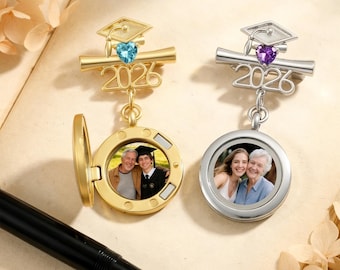Pin conmemorativo personalizado para graduación, broche con foto y texto personalizados, pin para toga de graduación 2026, regalo para recordar a alguien, regalo para recién graduada.