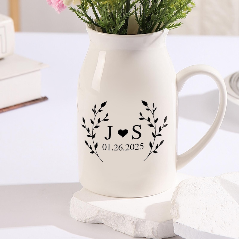 Personalized Wedding Flower Vase,Engagement Ceramic,Vase Wedding Gift,Gift for Newlyweds, Engraved Memorial Wedding Vase, Bridal Shower Gift