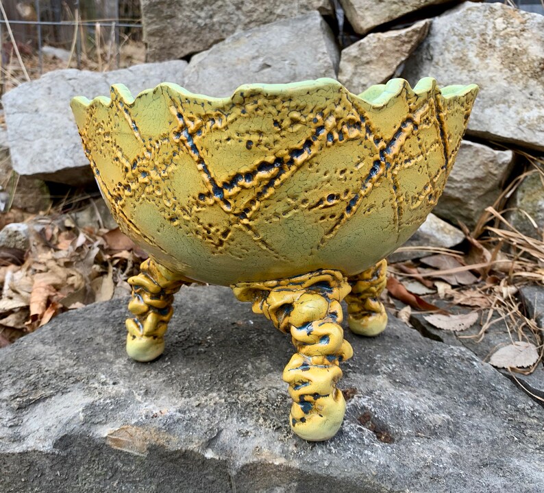 Ceramic plant pot or bonsai tray in golden yellow black