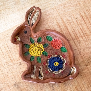 Vintage Keramik Hase Trinket Dish: Bunte kleine Kaninchen Tablett Schüssel, signiert Ceramica Marquez