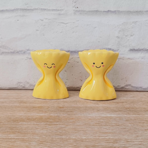 Pasta Salt and Pepper Pots Condiment Set Salt Pepper Pot Shaker Shakers Thank You Gift Present Mother's Day Birthday Novelty Foodie Farfalle