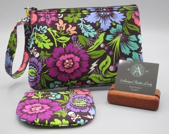 Night Shade Deja Vu Wristlet Set, Nightshade Deja Vu Pouch Set, Floral Clutch, Goth floral purse set