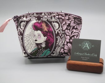 Night Shade Deja Vu  Cameo Cosmetic Bag Nightshade Cameo Clutch Floral  Essential Oil Case  Antiquebasketlady