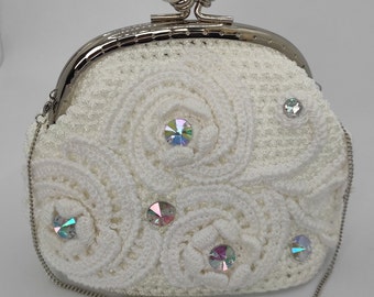 Vintage chic purse handbag bride crochet handbag coin purse white crochet handbag with clasp bag small purse white wedding crochet handbag