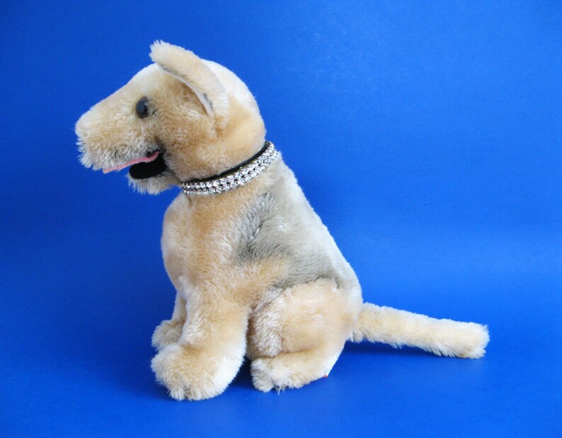 1970s stuffed animals dog
