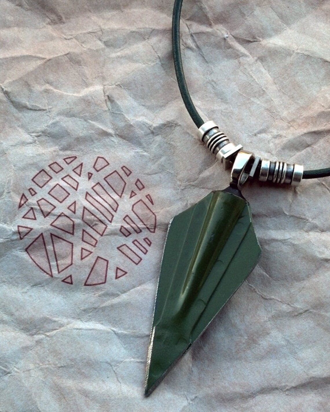 Green Arrow Necklace Etsy