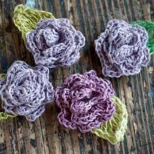 Set of 4 Crocheted Linen Roses Embellishments image 1