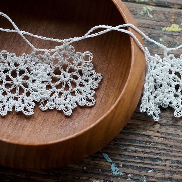 Crochet Garland - Small Doily Bunting -- Snowflake garland -- 10 or 12 snowflakes