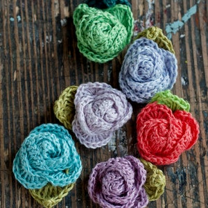 Set of 6 Crocheted Linen Roses - Embellishments -- pastel