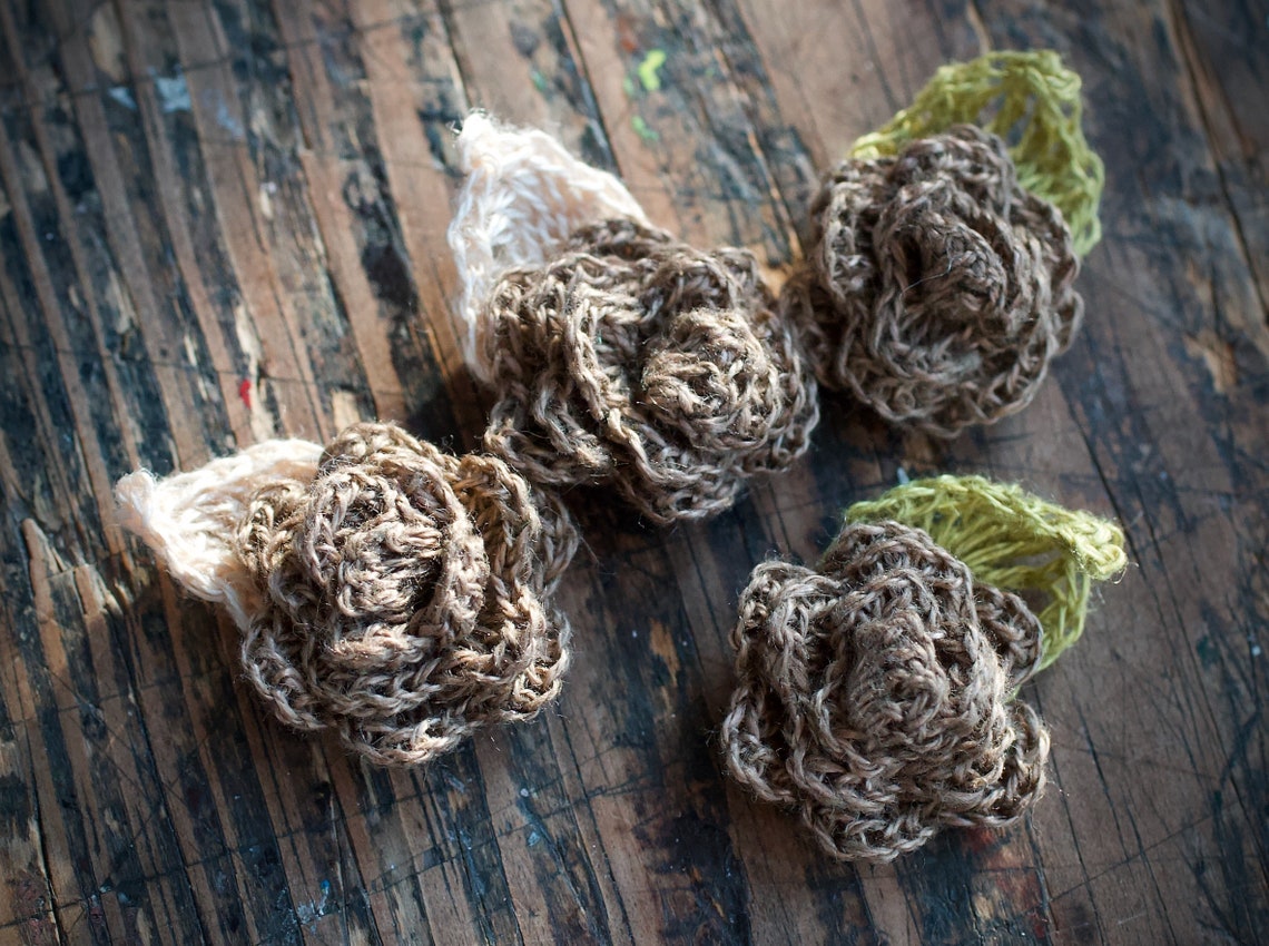 Set of 4 Crocheted Linen Roses - Embellishments - Etsy