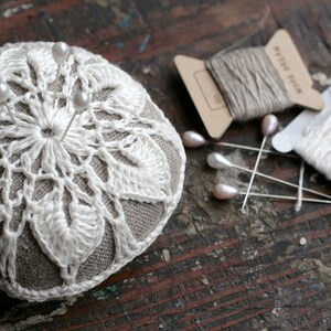 Linen pincushion crochet motif white image 2