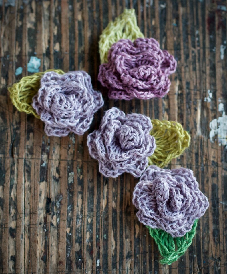 Set of 4 Crocheted Linen Roses Embellishments image 2