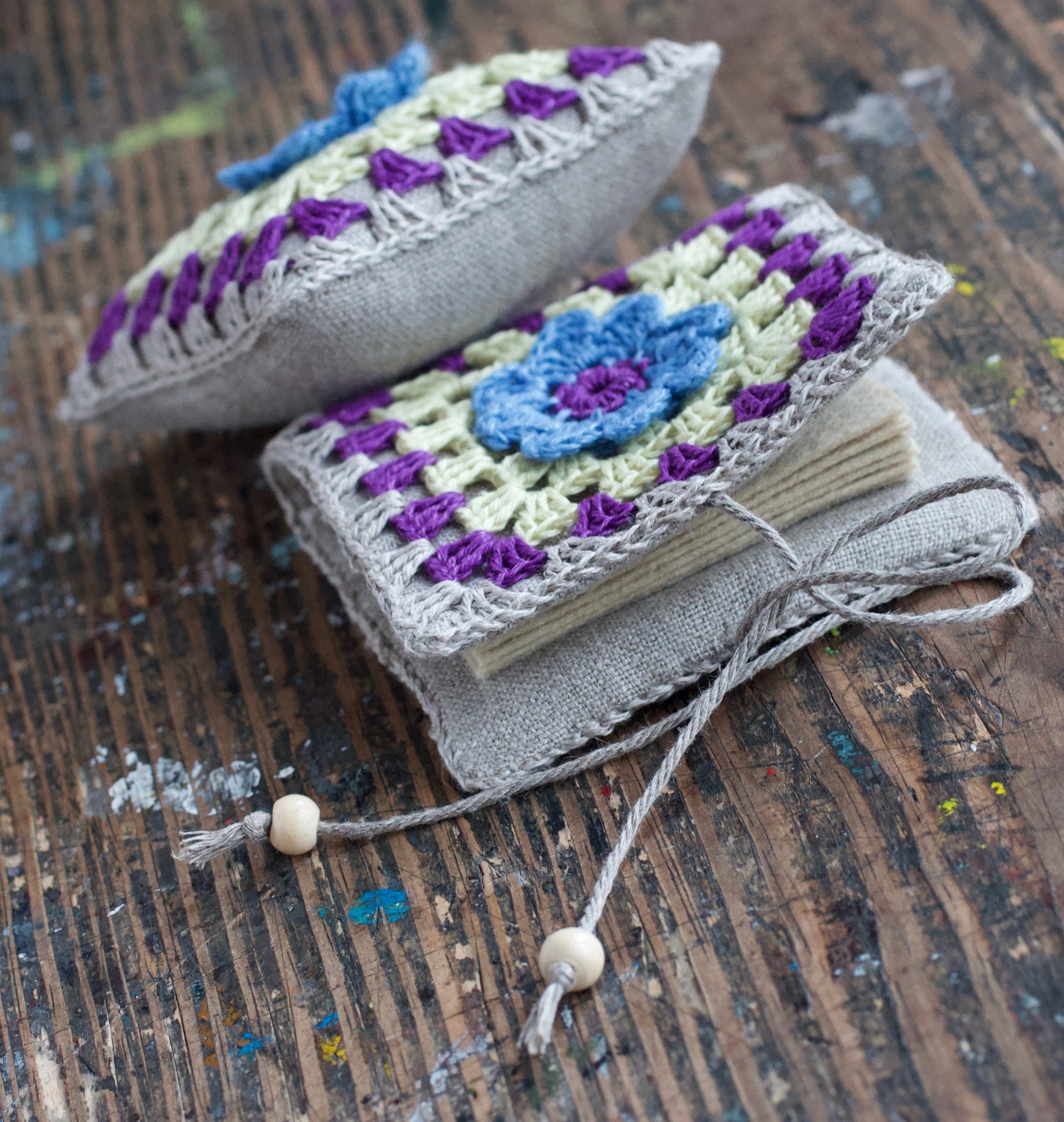 Granny Square Needle Book