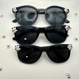 Disney Magic Collection - Mickey and Minnie hands