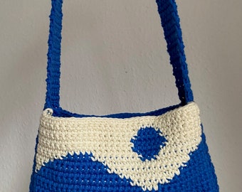 Yin and Yang Crochet Bag Pattern | Two-coloured Unique Yin and Yang Crochet Bag Pattern | Two-coloured Unique