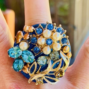 Blue Resin Ring, Resin Jewelry, Resin Ring, Repurposed Jewelry Costume Jewelry, Handmade Resin Ring, Pearl Ring